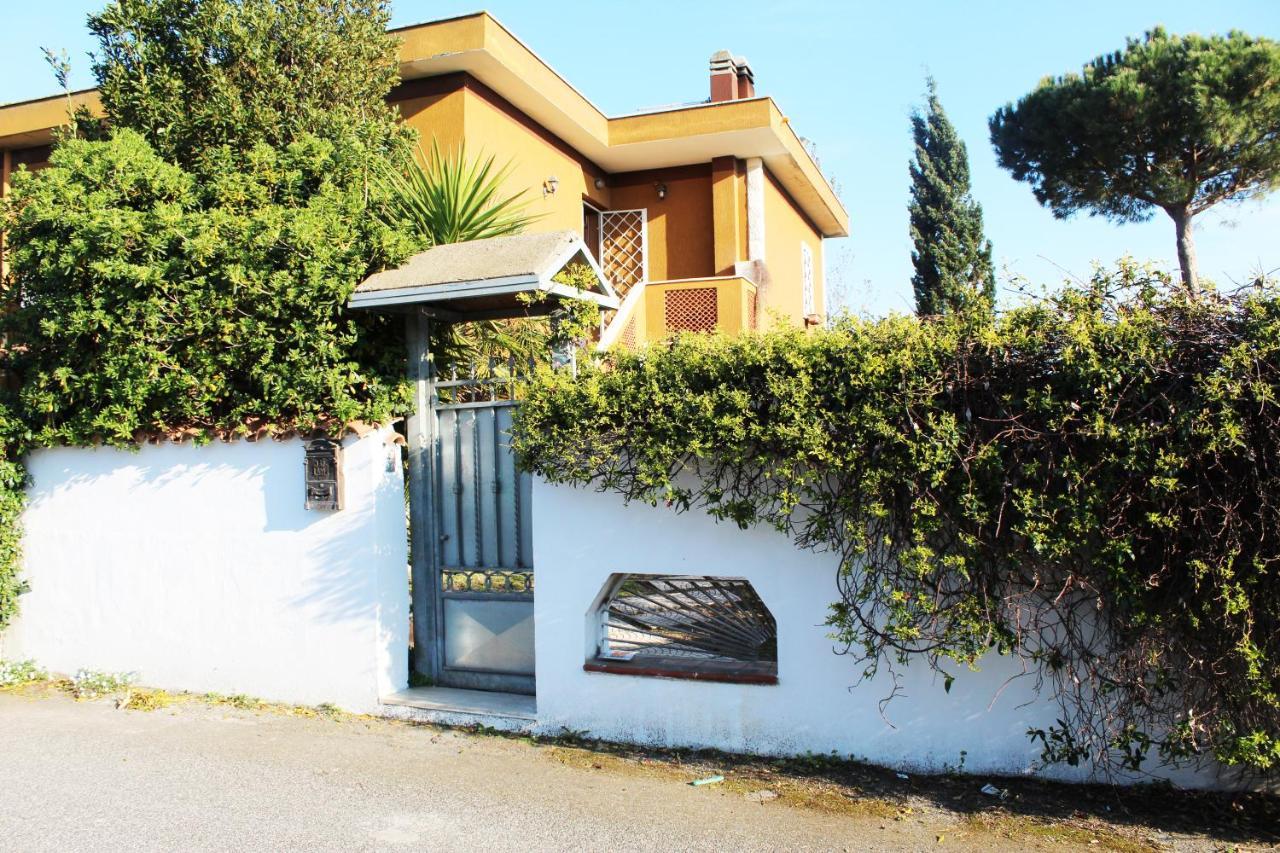 Sandro Fiumicino Exteriör bild